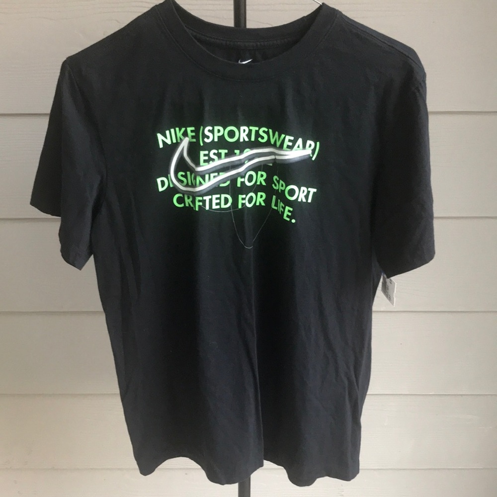 Nike Men’s T-Shirt